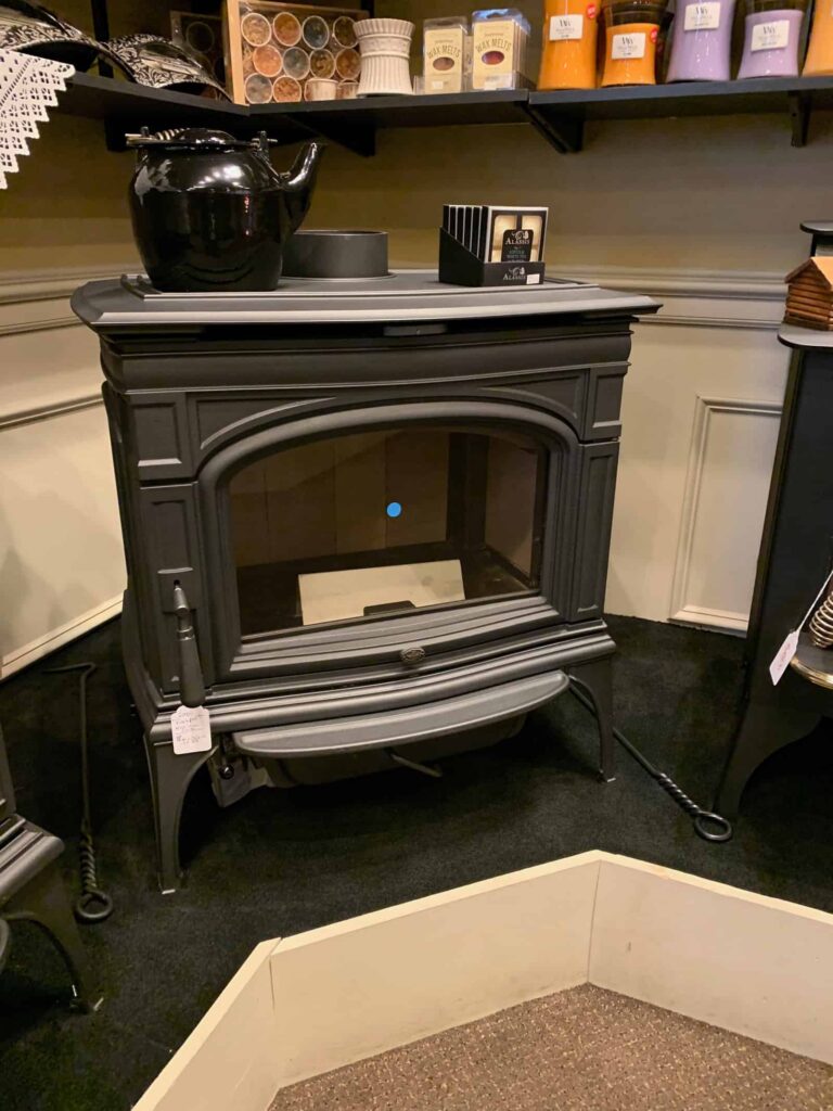 Rockport Wood Stove Fireplace Showroom Floor Model on Sale