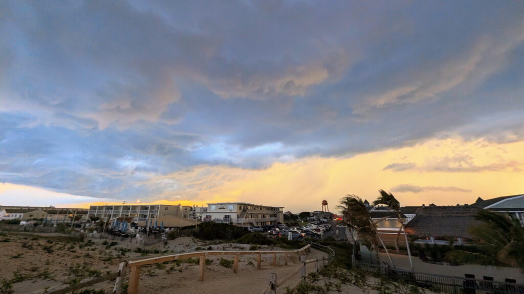 Shop Small on Long Beach Island This Holiday Season!