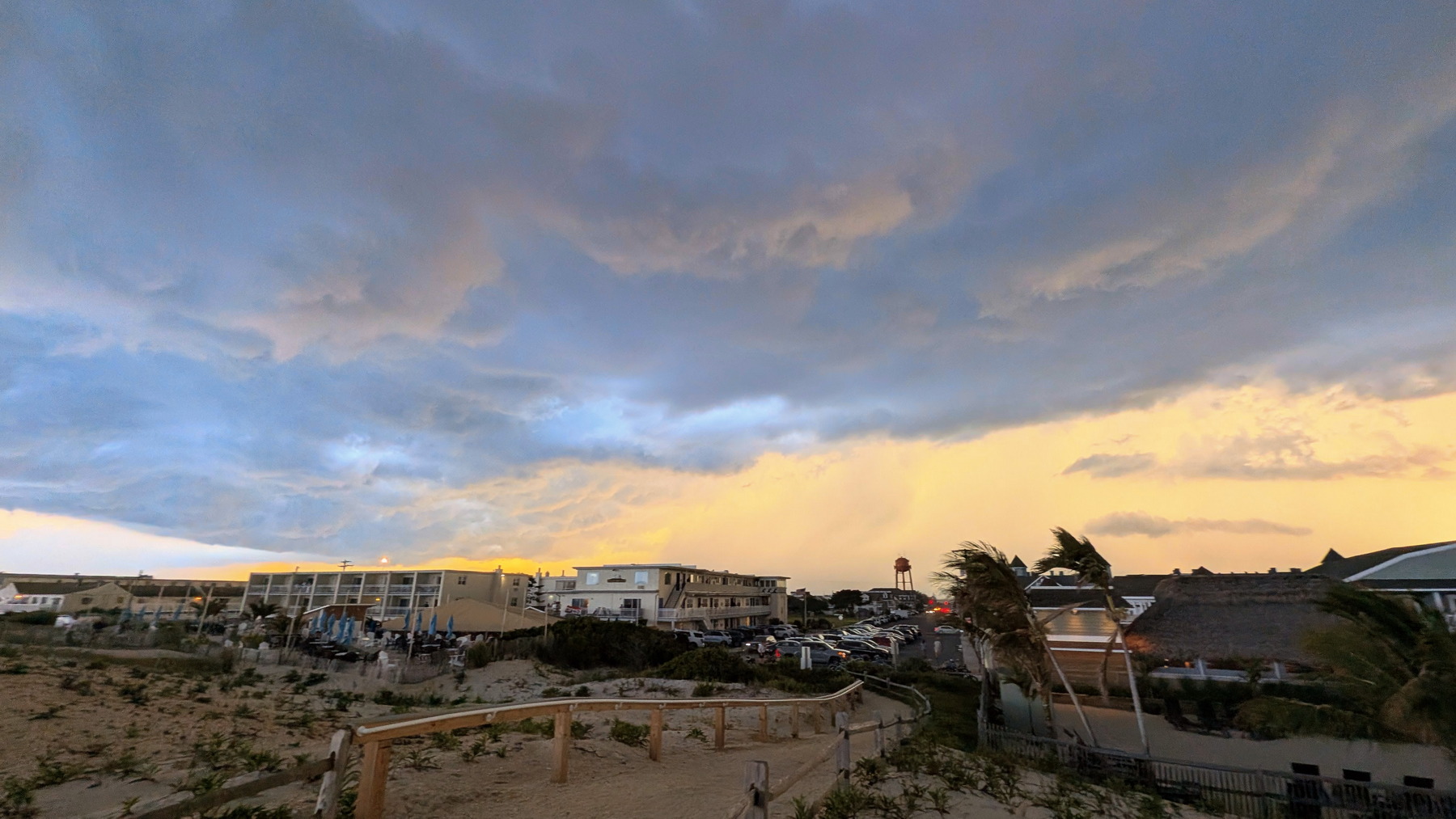 Shop Small on Long Beach Island This Holiday Season!